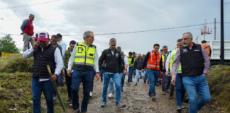 Pepe Chedraui supervisa limpieza y desazolve en El Santuario