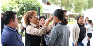 Cuautlancingo y Fundación CLISA entregan más de 80 lentes a estudiantes