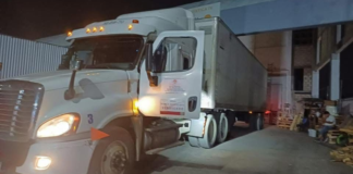 Secuestran a empleados y roban carga de tráileres en Puebla-Orizaba