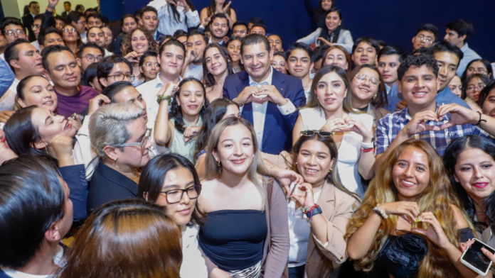 Becas-de-Conectividad-Puebla