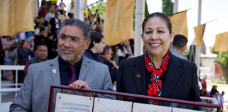 Laura Artemisa reconoce a egresados del CENHCH