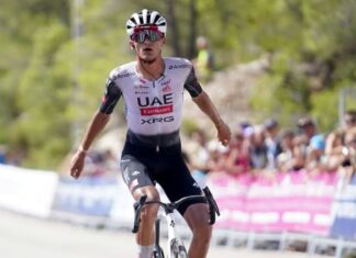 Isaac del Toro entra a ranking de los 15 mejores ciclistas del mundo