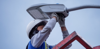 Renuevan casi 3 mil luminarias en juntas auxiliares de Puebla