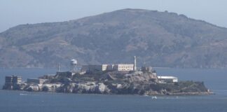 Trump anuncia avances en la reapertura de la prisión de Alcatraz