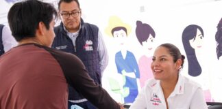 Lupita Cuautle acerca servicios y atención a Tlaxcalancingo