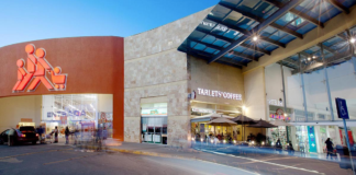 Roban 15 mil pesos a cuentahabiente en plaza Cruz del Sur