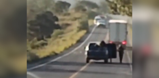 Sujetos armados asaltan dos tráileres en la Azumbilla-El Seco