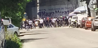 Enfrentamiento entre ambulantes del Hospital RMV deja varios heridos