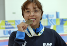 Estudiante de Psicología BUAP es poseedora de 40 medallas en lucha universitaria