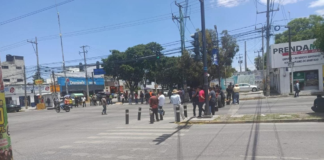 Vecinos y Ayuntamiento buscan solución por ciclovía en Municipio Libre