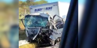 Conductor prensado tras accidente en la Cuacnopalan-Oaxaca