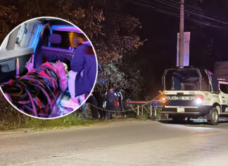 Rescatan a persona del fondo de una barranca en Teziutlán