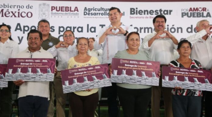 Armenta entrega 13 mdp para el campo en Pantepec