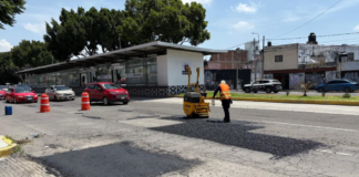 Intensifican reparación de vialidades en capital poblana