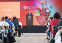 Rector IBERO Puebla da cátedra de inauguración de cursos