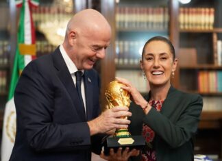Sheinbaum y presidente de FIFA se reúnen de cara al Mundial 2026