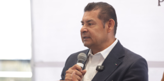 Armenta presenta prototipo de bicicletas públicas en Puebla