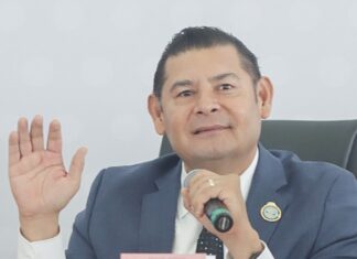 Armenta asegura que su gobierno atenderá calles en mal estado