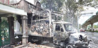 Normalistas realizan protestas en campo militar por Ayotzinapa