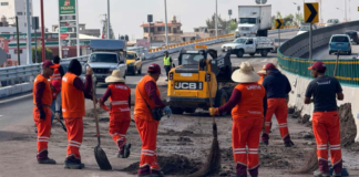 Despliegan acciones de limpieza en Central de Abasto tras lluvias