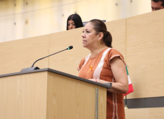 Presentan iniciativas para reformar la Ley de Educación de Puebla