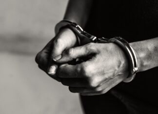 Detienen en Texmelucan a dos hombres por asalto