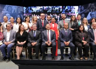 Diputados federales por Puebla rinden primer informe