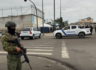 Motín en prisión de Ecuador deja saldo de 14 muertos