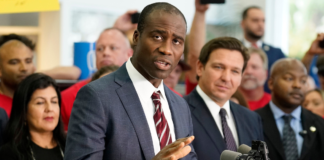 Florida quiere eliminar requisitos de vacunación en escuelas