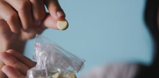 Con dulce drogan a estudiante de secundaria en Fovissste San Roque