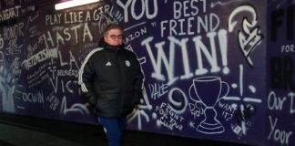 Costa Rica suspende su liga para apoyar a Miguel Herrera