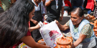 Milenario Trueque reúne a más de 100 mil personas en San Pedro Cholula