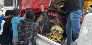 Reordenan comercio popular en zona universitaria de Puebla