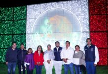 Por Fiestas Patrias, encienden 230 adornos luminosos en San Andrés Cholula