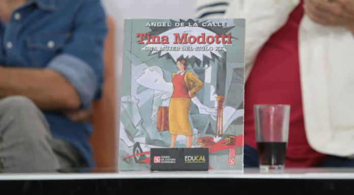 Presentan en Puebla novela gráfica sobre Tina Modotti