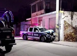 Choque de patrulla en Izúcar de Matamoros deja dos elementos heridos