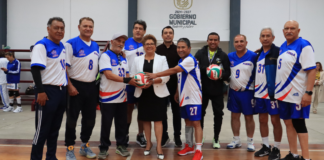 Premian a adultos mayores en Torneo de Cachibol 2025 en Cuautlancingo