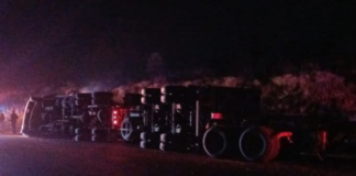 Volcadura de tráiler cierra la Amozoc-Perote por horas