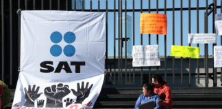 SAT mantiene atención en 155 sedes pese a manifestaciones