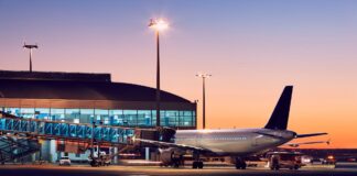 Sheinbaum crítica cancelación de rutas aéreas por parte de EU