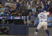 Alejandro Kirk, primer mexicano con un jonrón en Serie Mundial