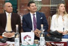 Armenta presenta en CDMX proyecto zapatero de Puebla