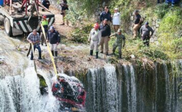 Continúan desaparecidas cuatro personas tras lluvias en Sierra Norte