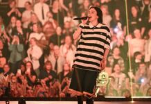 Billie Eilish agradece a fan por defenderla durante concierto en Miami