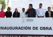 Omar Muñoz entrega domo e inicia construcción de cancha en bachillerato