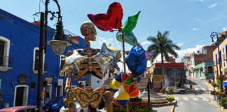 Valle de Catrinas Atlixco 2025 presenta la escultura monumental “El Globero”