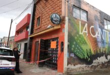Muere un hombre durante incendio en bar La Cantinita