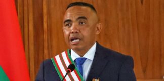 Militar jura como presidente de Madagascar tras golpe de estado