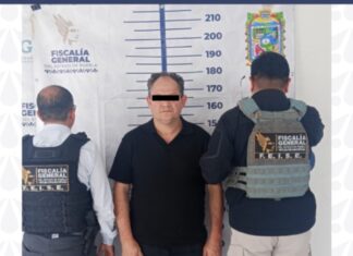 Detienen en AICM a presunto extorsionador de empresario poblano