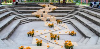 IBERO Puebla honra a fallecidos con la Ofrenda Monumental